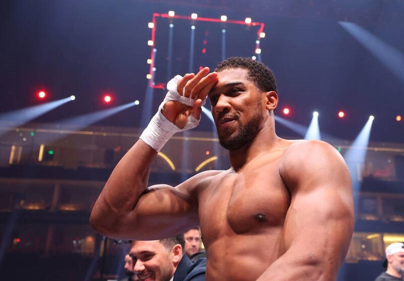 В Ентоні Джошуа на горизонті замаячив бій із Джейком Полом у грудні