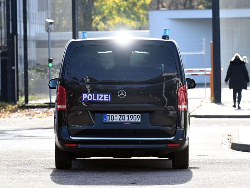 В Німеччині затримали чоловіка, що планував убити Меркель і Шольца