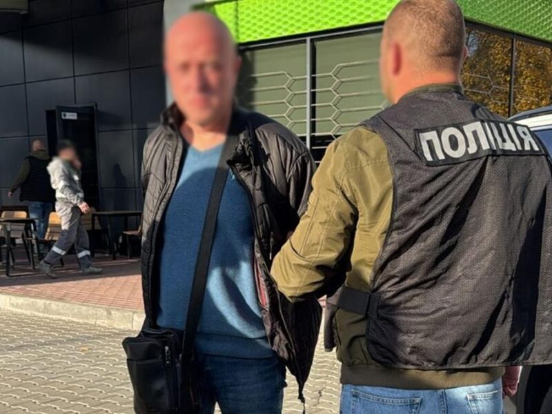 В Одесі затримали чоловіка, який пропонував ухилянту працевлаштувати до СБУ