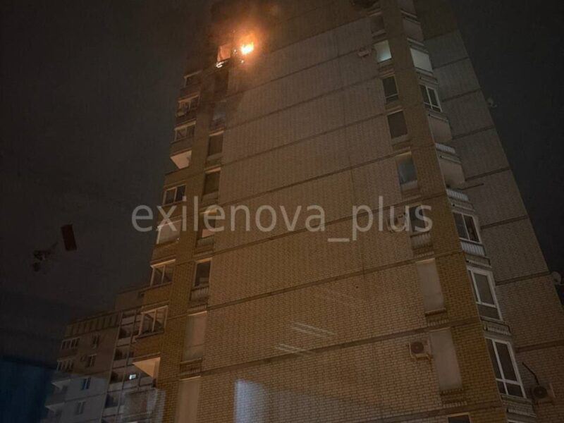 Вибухи і пожежі: російський Волгоград атакують БпЛА