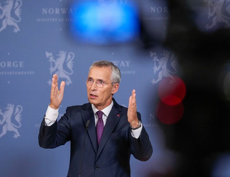 Відмова Україні. Мемуари екс-голови НАТО