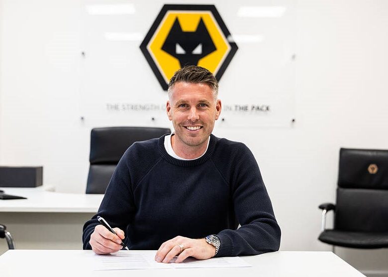 Вулвергемптон і Роб Едвардс офіційно заручені