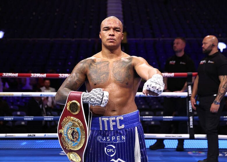 WBO оголосила Вордлі новим чемпіоном у суперважкій вазі