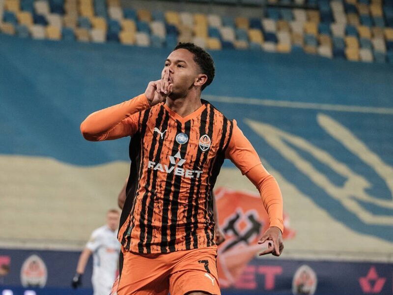 Європейські гранди розпочали полювання за зірковим футболістом Шахтаря