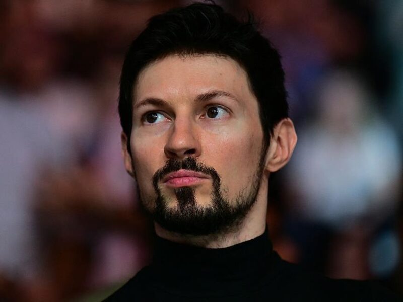 З Дурова повністю зняли заборону на виїзд із Франції