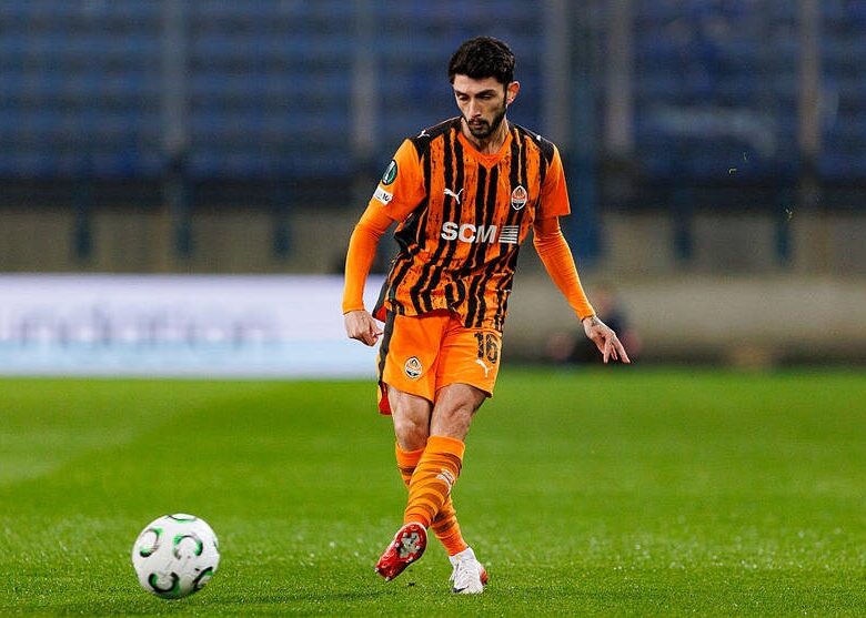 Захисник Шахтаря розглядає зимовий трансфер – ЗМІ