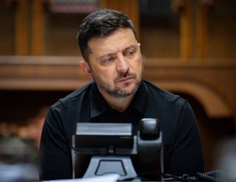 Зеленський обговорив із президентом Румунії оборонну допомогу Україні