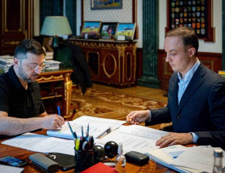 Зеленський підписав нові санкції проти Росії