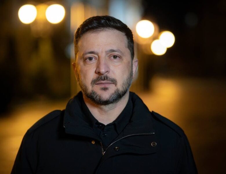 Сьогодні повертається переговорна команда, зранку очікую доповідь щодо підготовлених документів