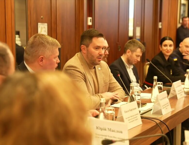 Голова Нацкомфінпослуг Руслан Магомедов про вплив Фонду декарбонізації на ринок зелених облігацій