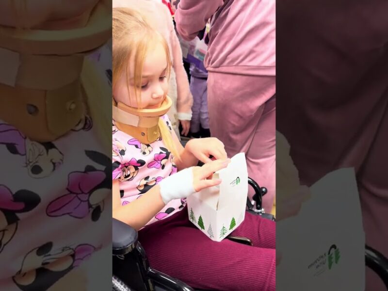 «Ліси України» завітали до маленьких пацієнтів «Охматдиту»