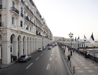 Алжир вимагає у Франції репарації “за злочини колоніалізму”