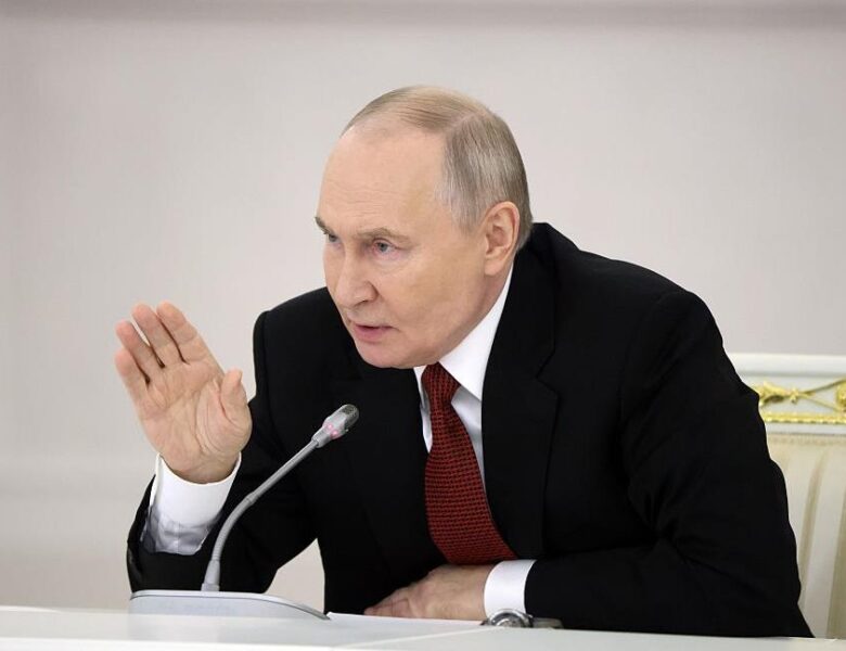 “Атака” на резиденцію Путіна: в РФ намалювали фейкову карту руху дронів