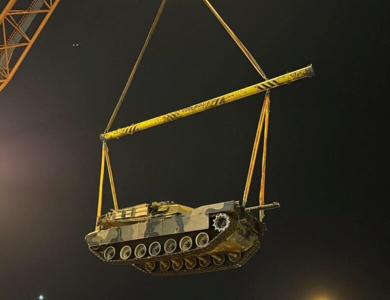 Австралія передала Україні останні танки Abrams