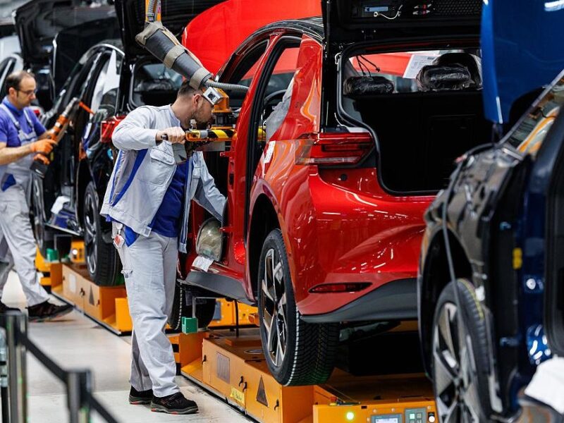 Автовиробники Німеччини переживають найбільший обвал за останні 15 років