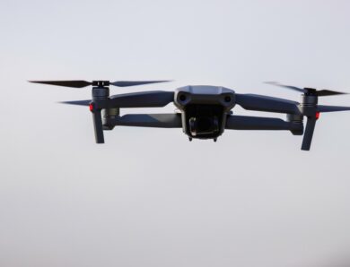 Біля аеропорту Вільнюса затримали двох операторів дронів