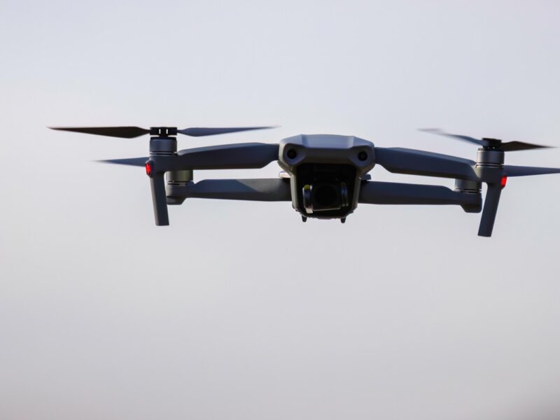 Біля аеропорту Вільнюса затримали двох операторів дронів