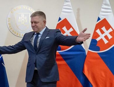 Фіцо пообіцяв блокувати “репараційну поизку” Україні