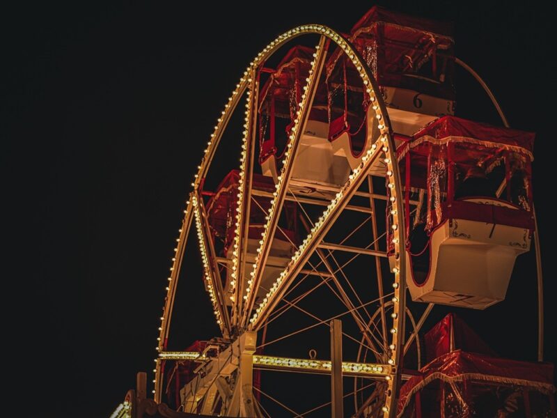 Гороскоп для всіх знаків зодіаку на 2 грудня 2025 року