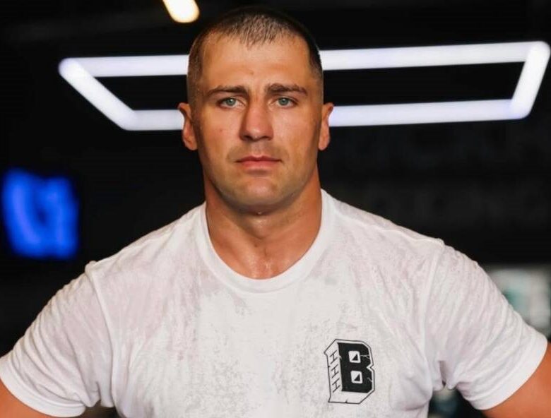 Гвоздик заперечив повідомлення про титульний бій