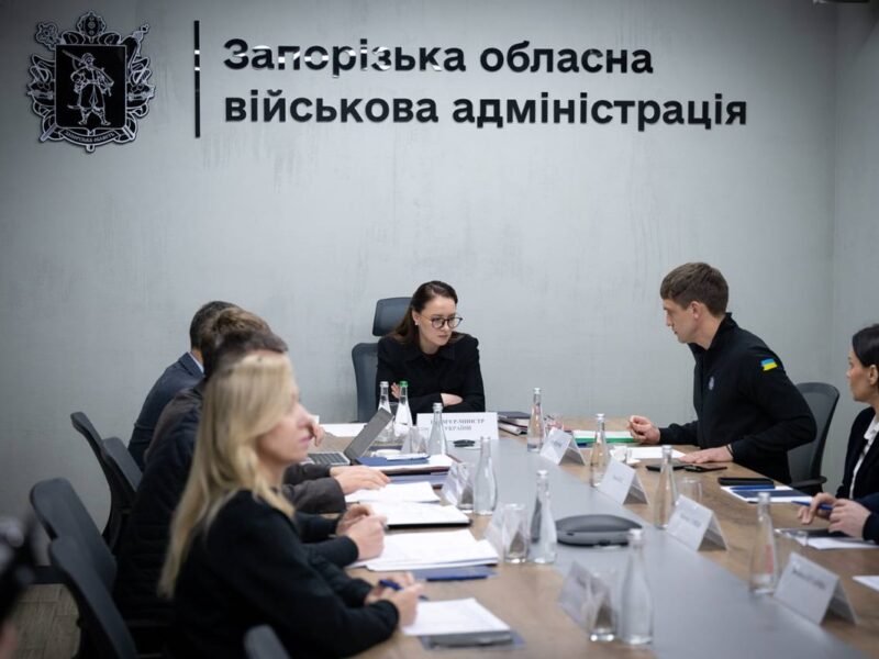 Кабмін провів виїзне засідання у Запоріжжі