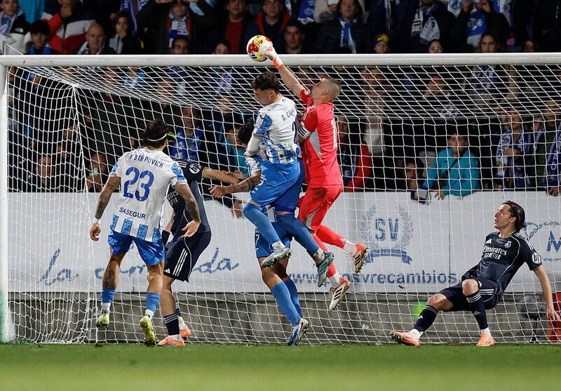 Капітанський дебют: оцінка Луніна за матч Кубка Іспанії