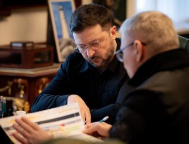 Китай допомагає РФ бити по енергетиці – Зеленський