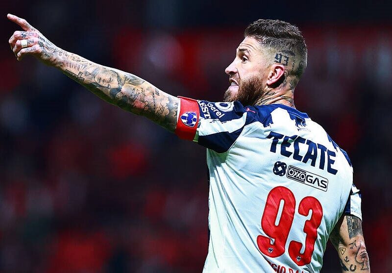 Клуб із Франції розпочав переговори з легендою Реалу