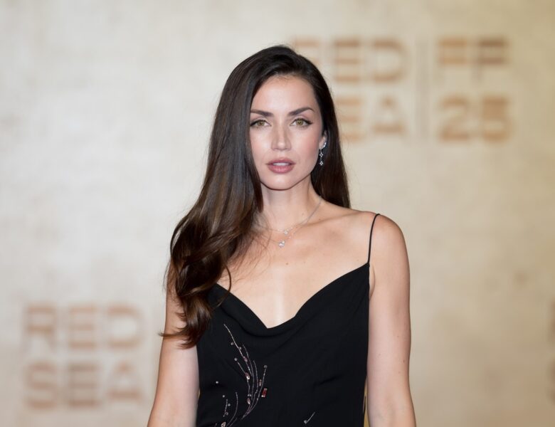 Колишні дружини Тома Круза підтримали Ану де Армас після розриву