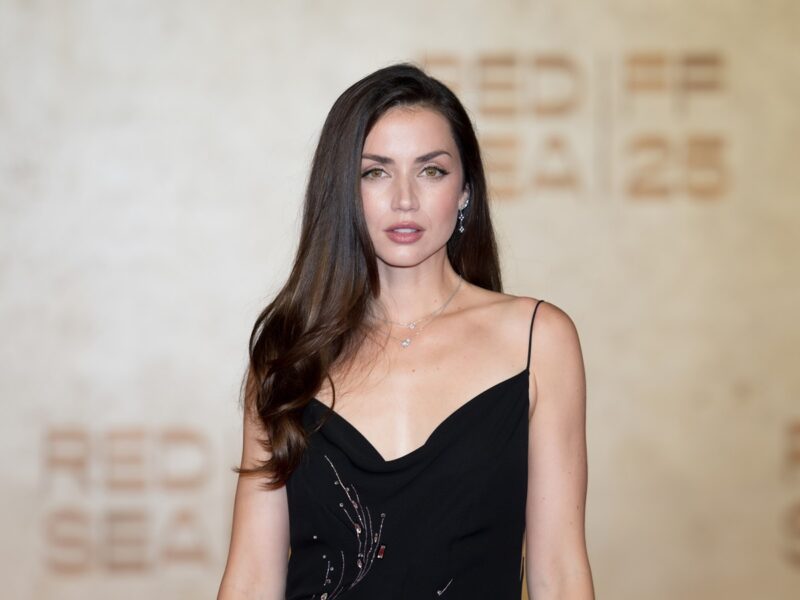 Колишні дружини Тома Круза підтримали Ану де Армас після розриву