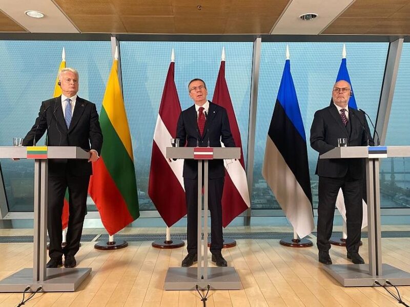 Країни Балтії розглядають демонтаж залізничних колій на кордоні з РФ