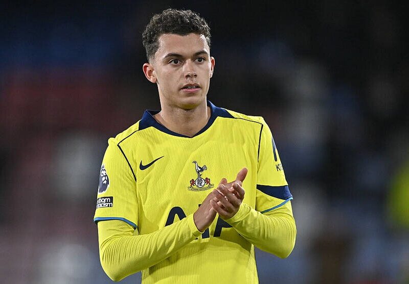 Крістал Пелес домовився про перехід досвідченого вінгера