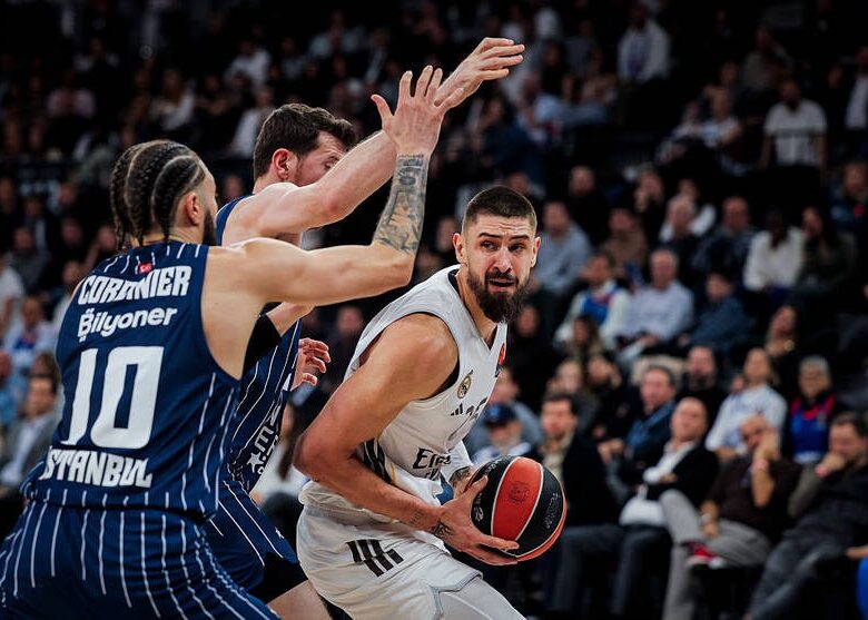 Лень результативно грає в Євролізі, де Реал перемагає Анадолу Ефес