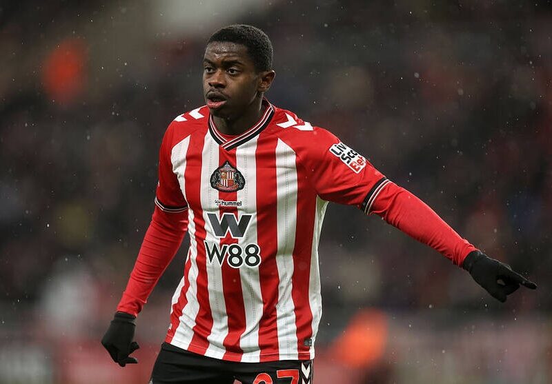 Манчестер Юнайтед виявив інтерес до півзахисника новачка АПЛ