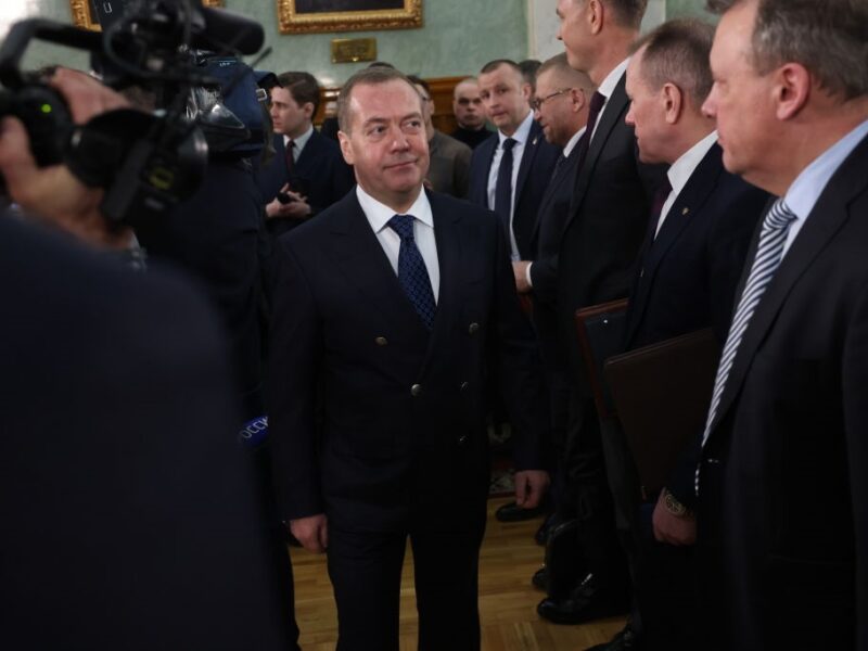 Медведєв пригрозив ЄС війною через активи РФ