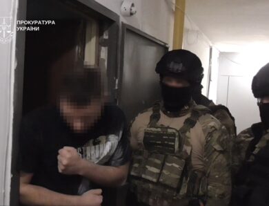 На Дніпропетровщині судитимуть батьків за розбещення доньки