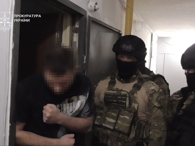 На Дніпропетровщині судитимуть батьків за розбещення доньки