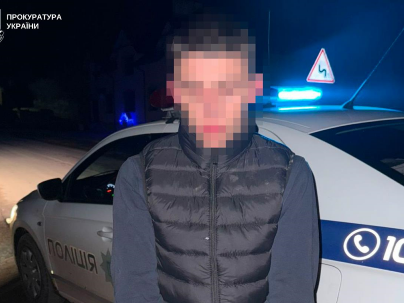 На Львівщині 25-річний чоловік побив військового: захисник в реанімації