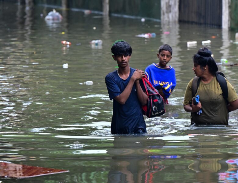 На Шрі-Ланці від наслідків циклону загинули сотні людей