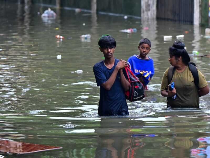 На Шрі-Ланці від наслідків циклону загинули сотні людей