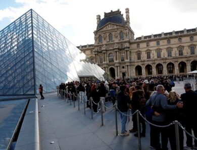 Новий скандал у Луврі: через прорив труби затоплені сотні рідкісних книг