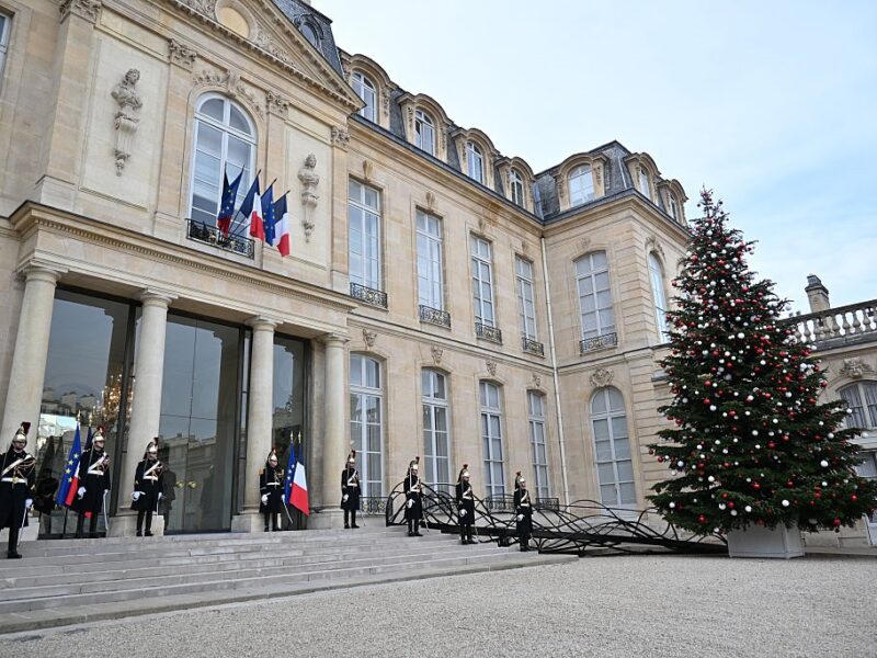 Переговори Путіна та Макрона: Париж зробив заяву