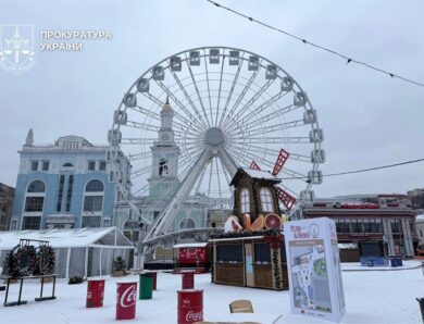 Прокуратура вимагає закрити Колесо огляду на Подолі