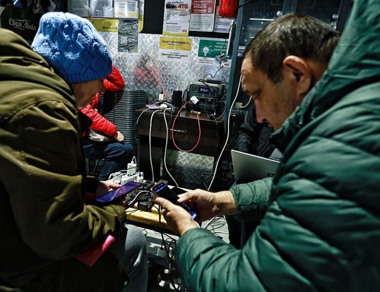 РФ атакувала енергетику України: є знеструмлення