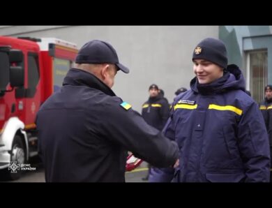 Голова ДСНС Андрій Даник вручив державні та відомчі нагороди рятувальникам