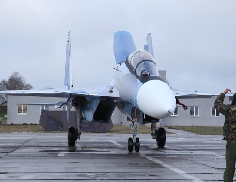 Росія передала Білорусі третю партію винищувачів Су-30СМ2
