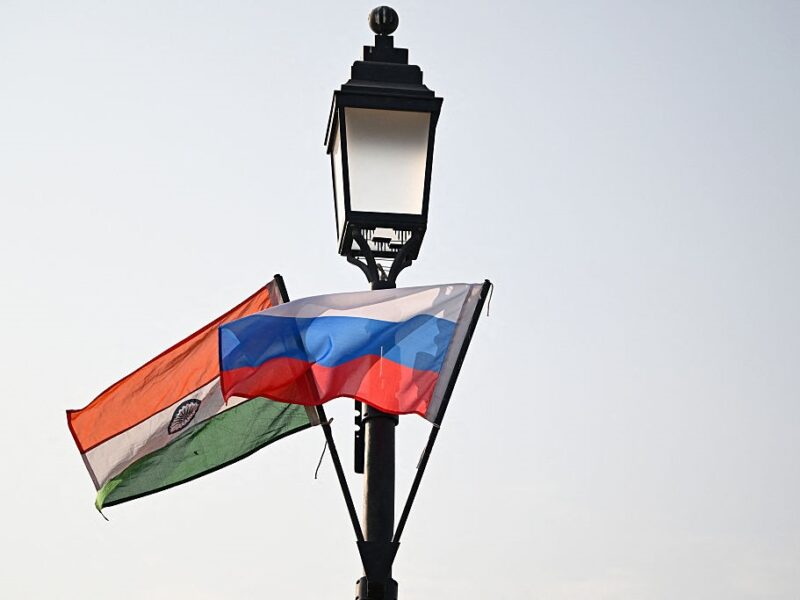 Росія попросила в Індії їжу, одяг та техніку