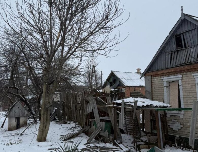 Росіяни скинули авіабомби на Слов’янськ: є жертва та поранені