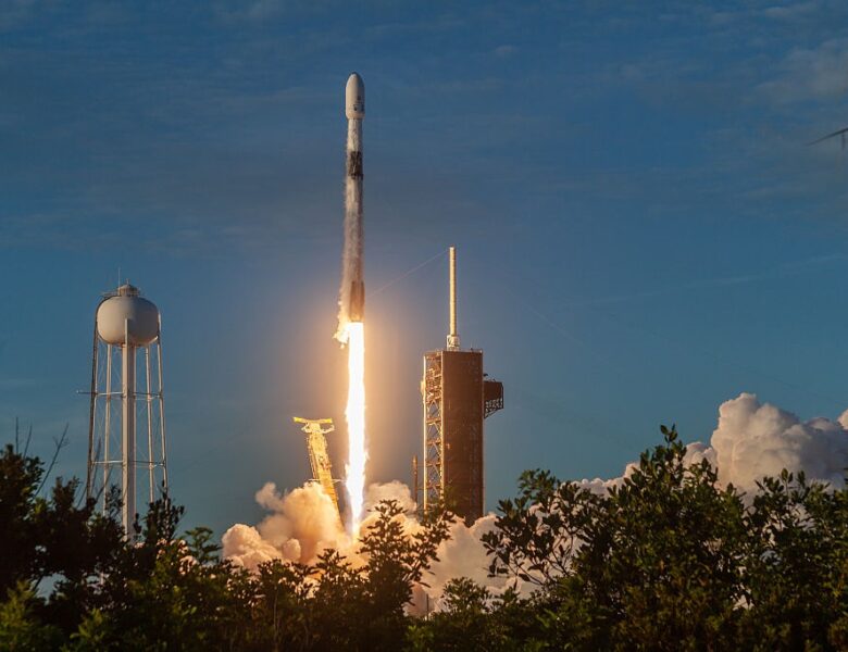 SpaceX запустила нову партію супутників Starlink