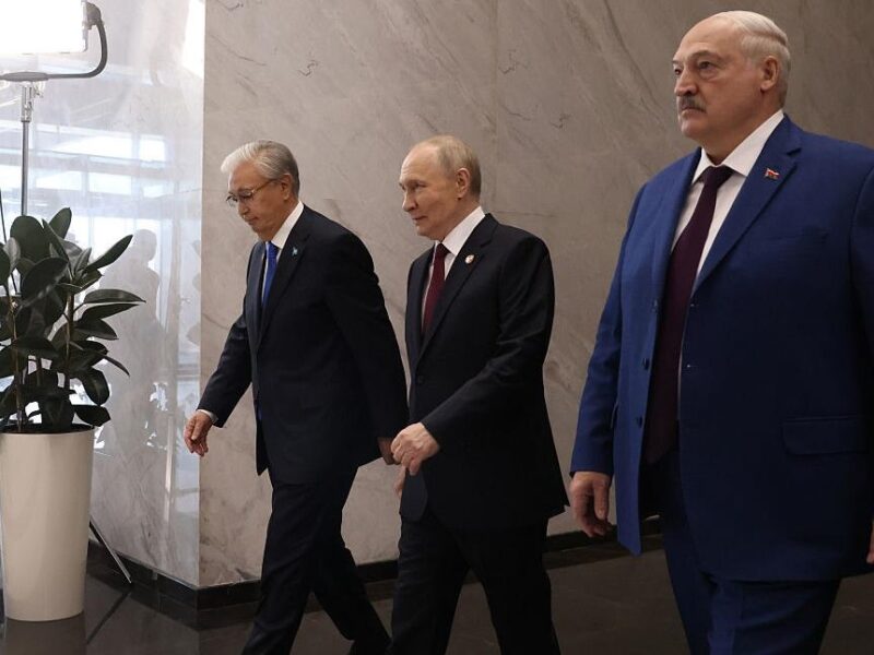 США пропонували Лукашенку в обмін на політв’язнів ліки для схуднення – ЗМІ